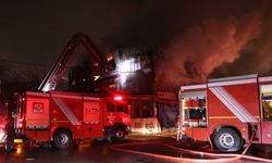 Kahramanmaraş'ta mobilya imalathanesinde çıkan yangın kontrol altına alındı