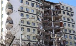 Depremde yıkılan Galeria Sitesi'nin tutuklu 4 sanığına 17 yıl 6'şar ay hapis cezası