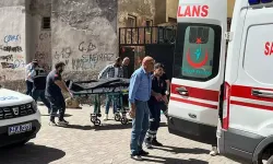 Boşanma aşamasındaki eşi ve yanındaki erkeği öldürdü
