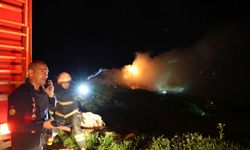 Kahramanmaraş'ta saman balyaları alev alev yandı
