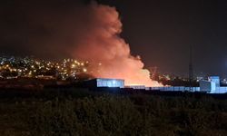 Kahramanmaraş'ta bir mobilya fabrikasında yangın