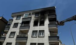 Kahramanmaraş'ta İtfaiye ekibi yanan evdeki bebeği son anda kurtardı
