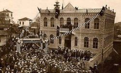 Türkiye'nin ilk balkon konuşması Kahramanmaraş'ta gerçekleşti