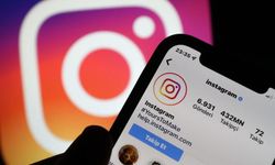 Instagram saat 21.30 da açılıyor