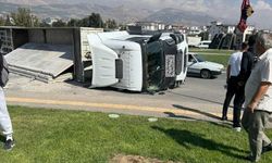 Kahramanmaraş’ta TIR kazası, bir yaralı