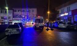 Kahramanmaraş’ta yunus polislerine otomobil çarptı: 2 polis yaralı