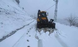 Kahramanmaraş’ta kar nedeniyle 92 köy yolu ulaşıma kapalı