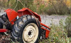 Ehliyetsiz sürücünün kontrolünden çıkan traktör devrildi: 1 ölü, 3 yaralı