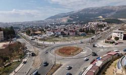 Büyükşehir, Sütçü İmam Kavşağı’ndaki Trafik Sorununu Çözüyor