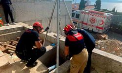 Kuyuya düşen yaşlı kadın kurtarıldı
