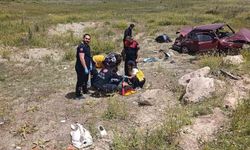 Otomobil şarampole devrildi: 1’i çocuk 5 yaralı