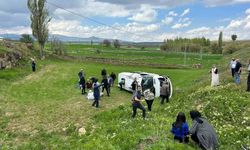 Öğrenci servisi devrildi: 15 öğrenci yaralı