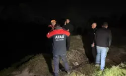 Nehirde kayıp ihbarı ekipleri harekete geçirdi; telefon ve cüzdan bulundu