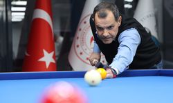 Türkiye Bilardo Şampiyonu mesleğiyle dikkat çekiyor