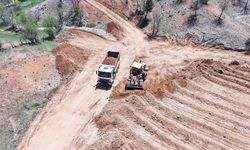 Büyükşehir, Nurkak’taki Yeni Köy Evlerinin Ulaşımını İyileştiriyor