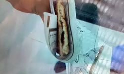 Kantinci Kur’an-ı Kerim sayfalarını tost kağıdı yaptı