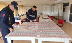Dilencinin üzerinden 50 bin 145 lira çıktı