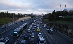 Trafiğe nisanda 191 bin 983 aracın kaydı yapıldı