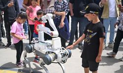 Jandarmanın yeni yardımcısı "robot köpek" envantere girdi