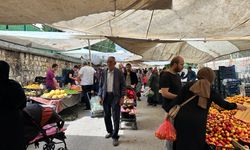 Kahramanmaraş’ta pazar tezgahları bedavadan biraz pahalı