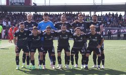 İstiklalspor, Sebat Gençlikspor’u 2-0’la geçti, yarı finalde avantajı kaptı