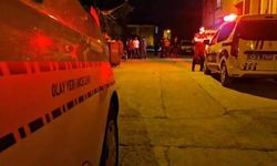 Bıçaklı kavga: Baba ve iki oğlu yaralandı