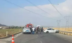 Gaziantep'te 2 otomobil çarpıştı: 1 ölü, 1 yaralı