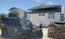 Tartıştığı babasını, başına çekiçle vurarak ağır yaraladı