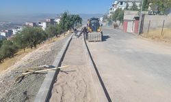 Dulkadiroğlu Belediyesi’nden Ballıca Mahallesi’ne Kaldırım Düzenlemesi