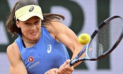 Zeynep Sönmez, Wimbledon'da 2. tura çıkan ilk Türk kadın tenisçi oldu