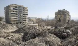 96 kişinin öldüğü Ebrar Sitesi Güvenç Apartmanı'na ilişkin 16 belediye personeline dava