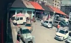 Direksiyon başında rahatsızlanan sürücü 6 araca çarptı