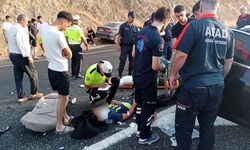 Otomobiller çapıştı: 1’i ağır, 6 yaralı