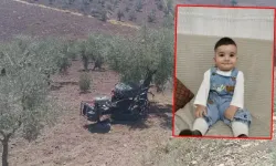 Dedesinin kullandığı traktör devrildi, 2 yaşındaki Barış öldü