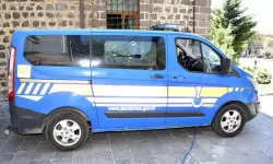 Jandarma aracındaki 2 kuzen, silahlı saldırıda yaralandı