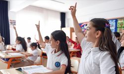 Okullarda Serbest Kıyafet Dönemi Sona Eriyor