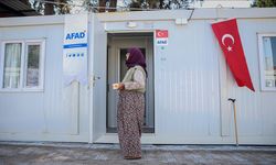 Depremde evleri zarar gören vatandaşlar için konteynerler kuruluyor