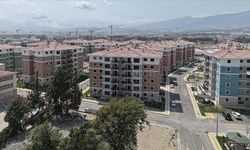 Depremlerde yıkımın simgesi olan "600 Evler Sitesi'nde yaşam yeniden başladı