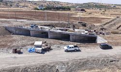 Eski Köprü Tarihe Karışıyor, Yeniyurt’a Yeni Ulaşım Kapısı Açılıyor