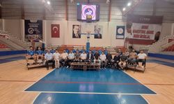 İstiklal Basketbol Kulübü’nde oyuncular tanıtıldı