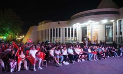 Kahramanmaraş’ta şampiyonluk maçı dev ekranlarda büyük coşkuyla izlendi