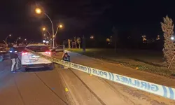 Havalimanına giderken otomobille önü kesilip, tabancayla vuruldu