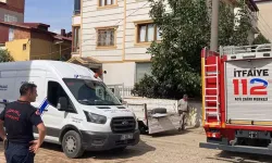 İş makinesiyle yapılan çalışma sırasında doğal gaz borusu patladı