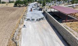 Büyükşehir’den Elbistan Kırsalına 5 Bin Metrekarelik Kilit Parke