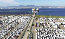 Otomotiv ihracatı yüzde 7 artışla 682 bin 743'e ulaştı
