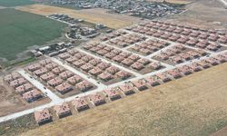 Türkiye'nin ilk "kırsal uydu kenti", hak sahibi depremzedelerden tam not aldı