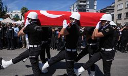 Silahlı saldırıda şehit olan polisler son yolculuğuna uğurlandı