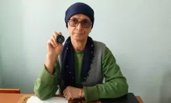 Mahallenin ilk kadın muhtarı, 16 yıldır mührü kaptırmadı