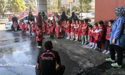Kahramanmaraş'ta Çocuklar İtfaiyeciliği Yerinde Öğrendi