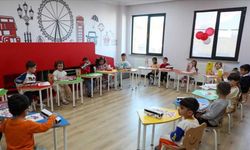 Kahramanmaraş’ta Minik Eller ve Kalemler Öğretmenlerini Anlatacak